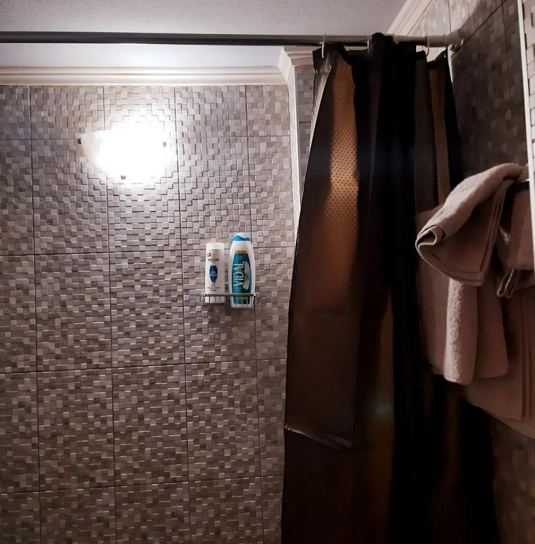 ゲストハウス Ersi Apartaments ポグラデツ アルバニア